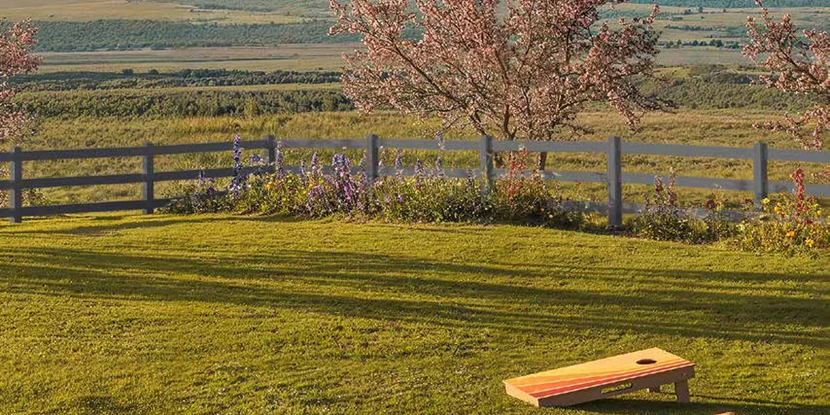 Coronado vinyl fence