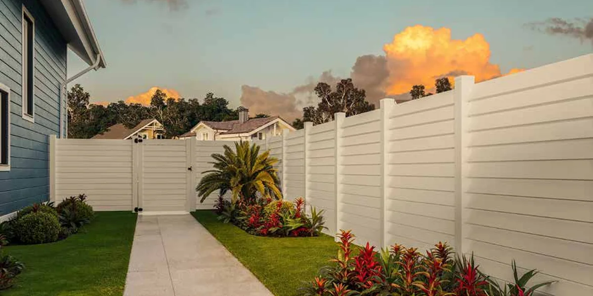 Seaside vinyl fence